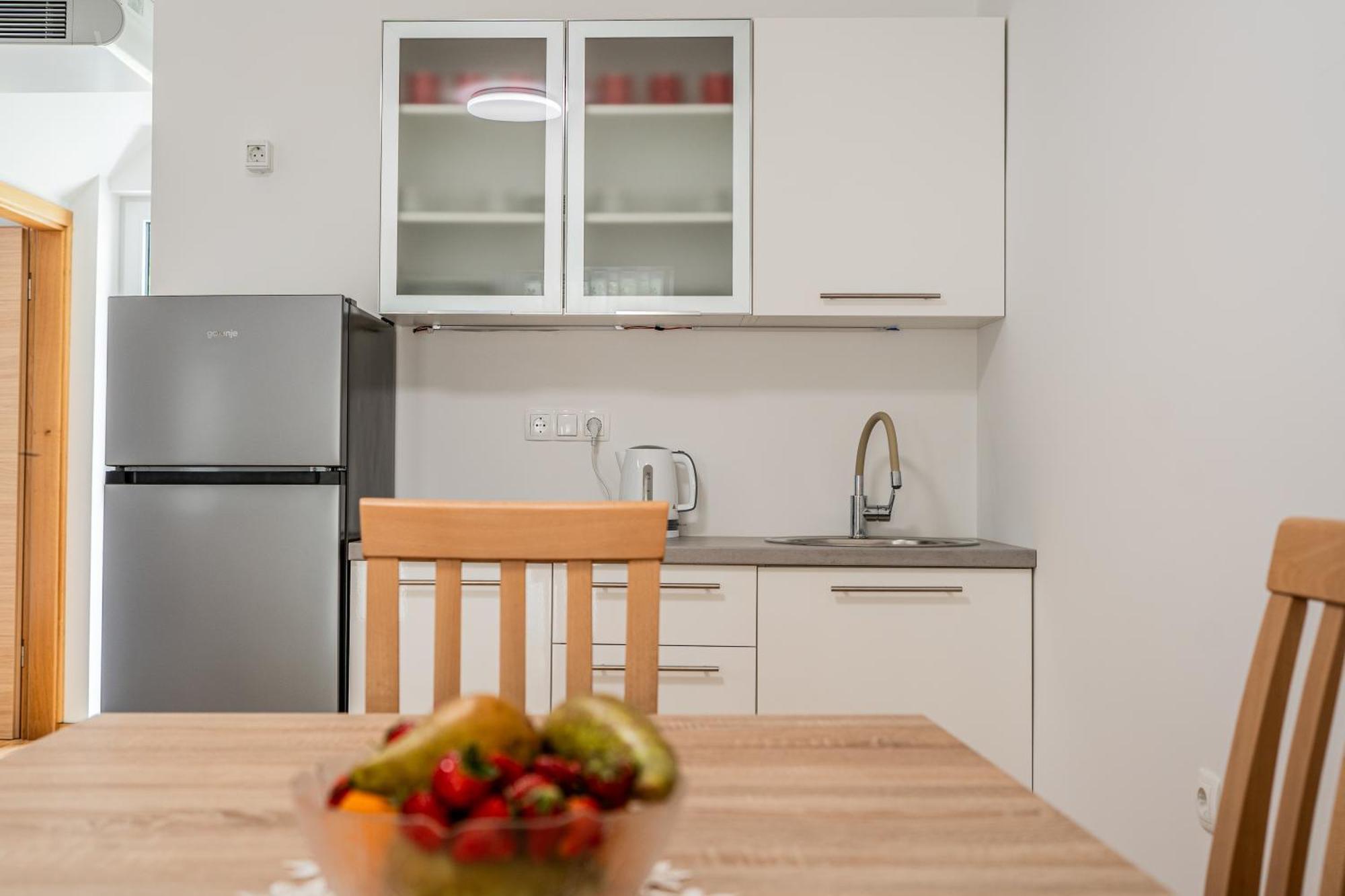 Ribnik Stari Trg Apartment Lesicno ห้อง รูปภาพ