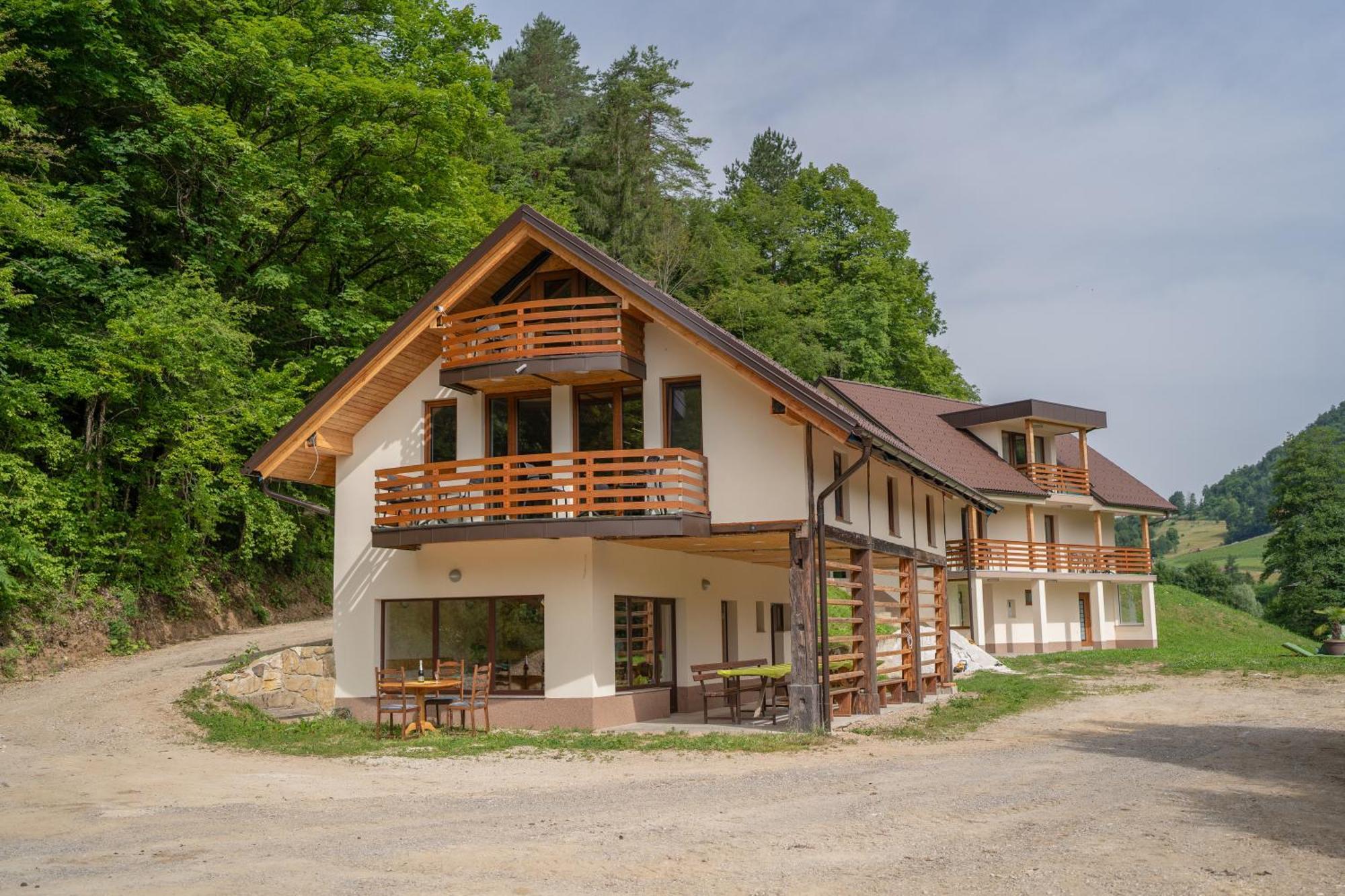 Ribnik Stari Trg Apartment Lesicno ภายนอก รูปภาพ