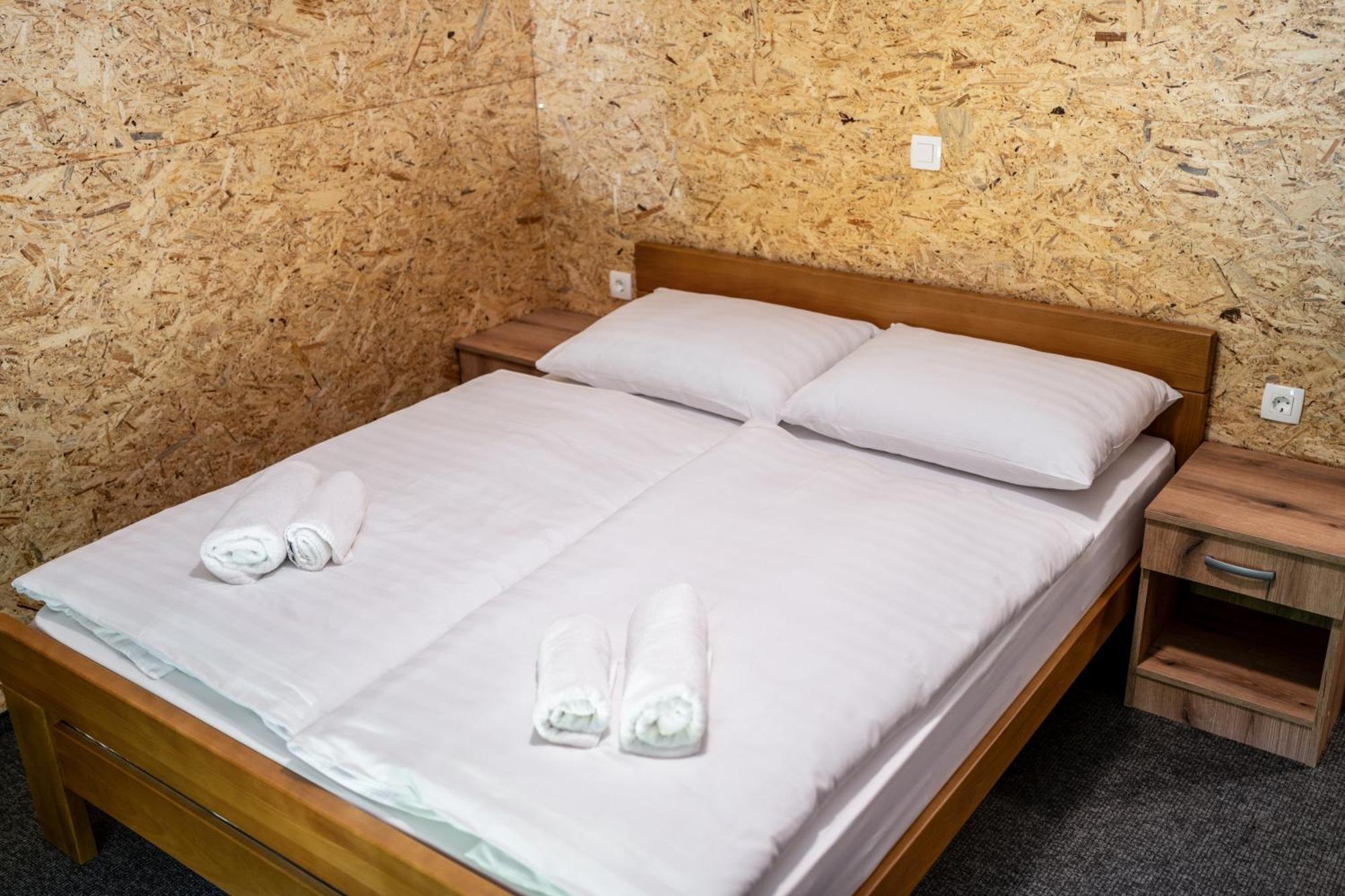 Ribnik Stari Trg Apartment Lesicno ห้อง รูปภาพ